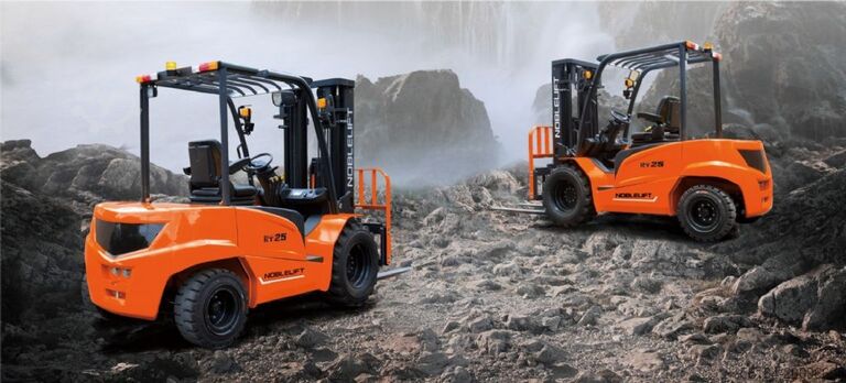 All-terrain vorkheftruck Noblelift FE2RT25
