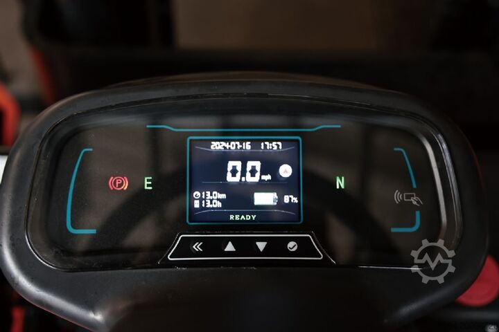 Carretilla eléctrica de 4 ruedas Noblelift CPD25-A