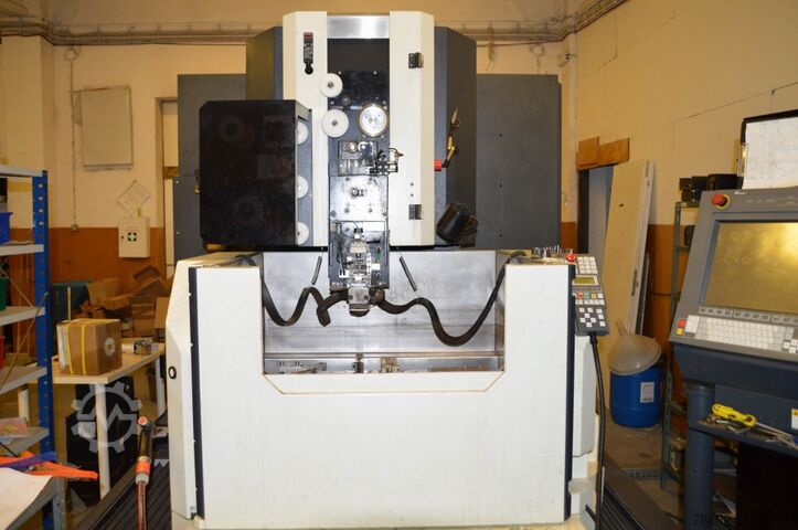 MAKINO DUO 43 trådskærings-EDM maskine MAKINO DUO 43 WIRE