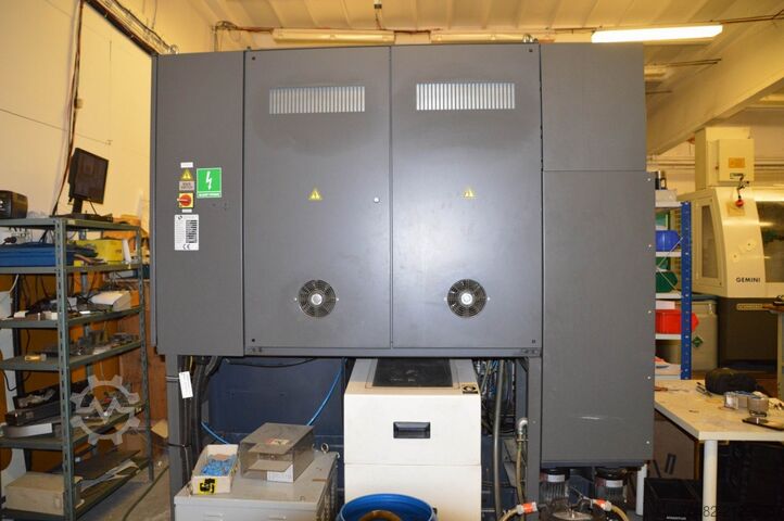 MAKINO DUO 43 trådskærings-EDM maskine MAKINO DUO 43 WIRE