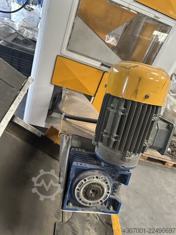 Öğütücü (kaba ve ince) EMAK Grinder