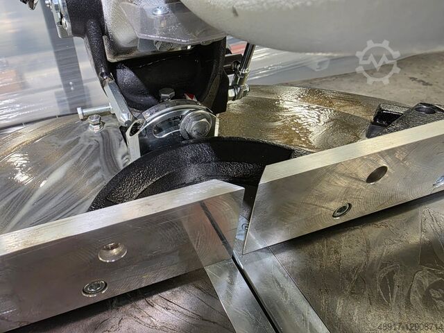 Eenkops zaagmachine FOM INDUSTRIE SIKA PLUS M