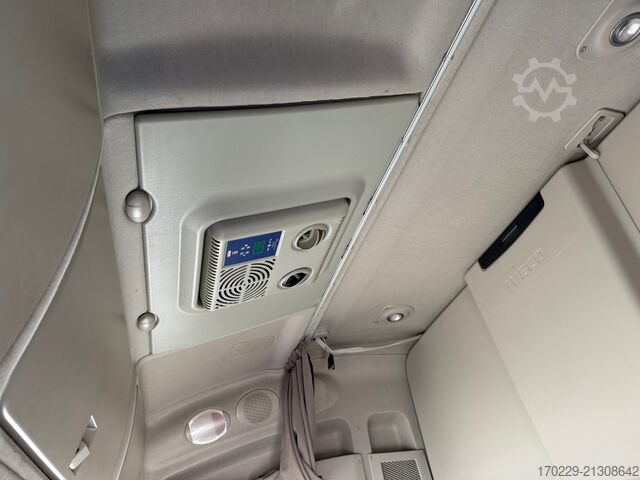 Felépítménycserélő teherautó Iveco STRALIS AS260S48