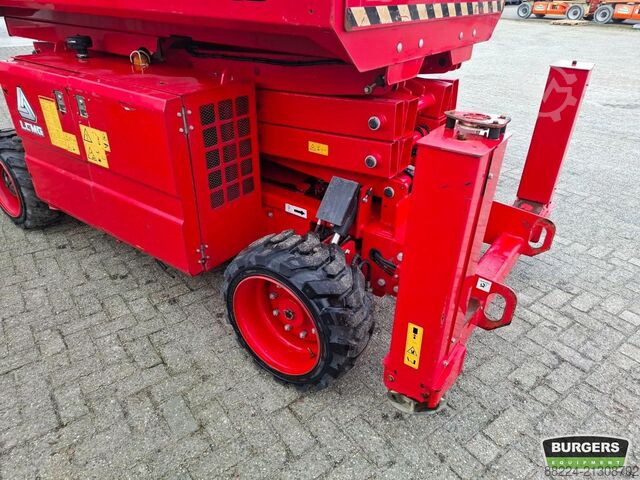 Sakselevator LGMG SR0818D