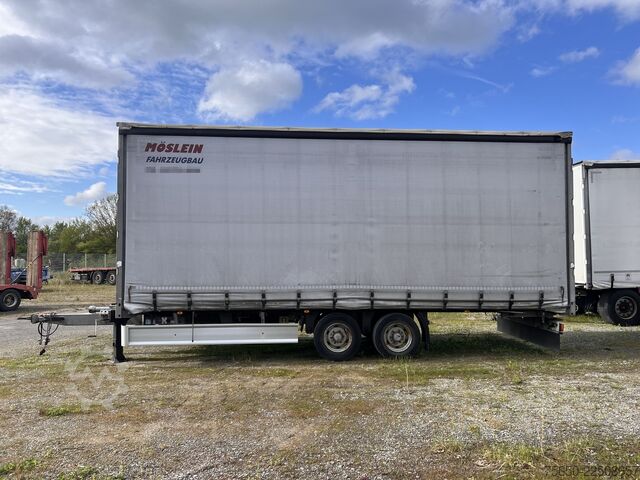 Remorcă deschisă cu prelată Möslein TPF 11-D Schwebheim  Tandem- Planenanhänger Durchladen