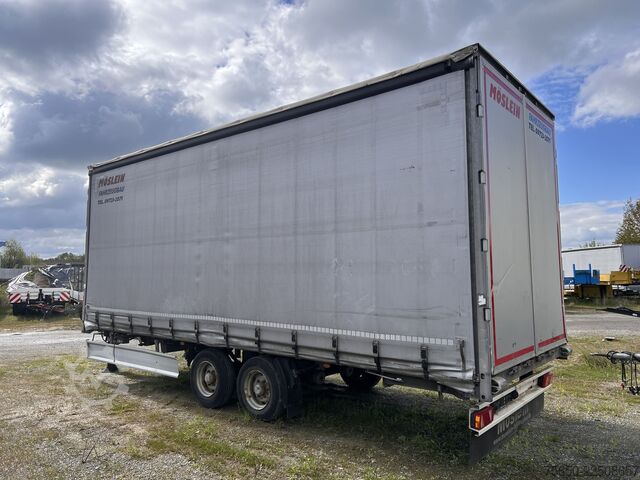 Remorcă deschisă cu prelată Möslein TPF 11-D Schwebheim  Tandem- Planenanhänger Durchladen