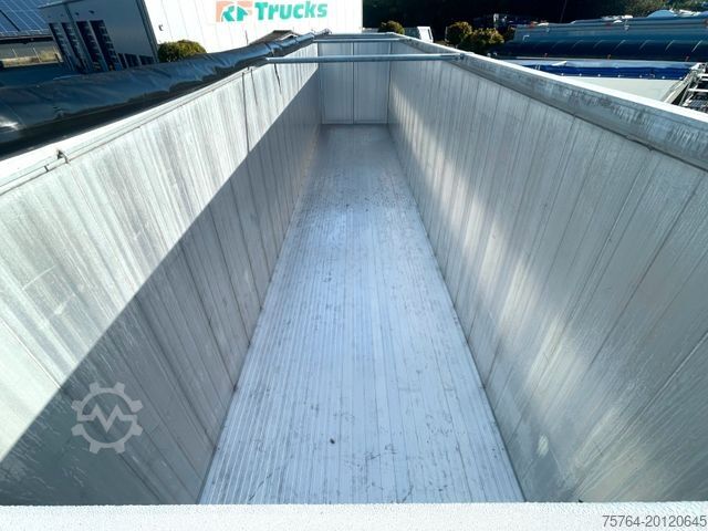 Auflieger mit Walkingfloor STAS 91m³ Schubboden/10mm Boden/Funk/verzinkte Chassi