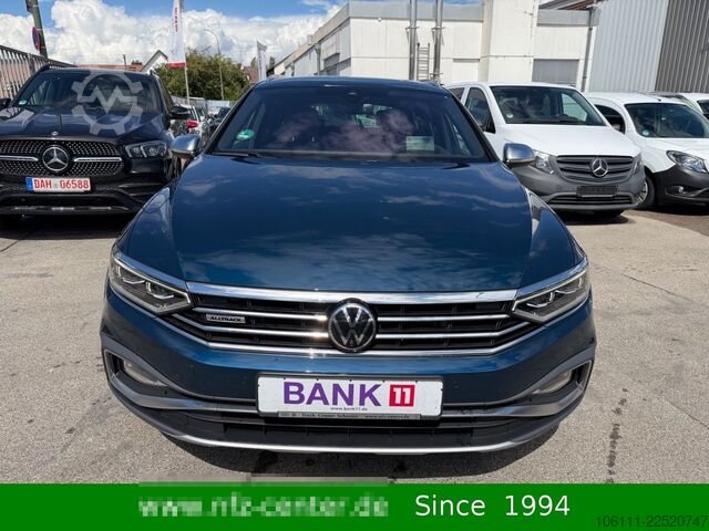 Minibus VW Passat Variant Alltrack 4Motion 2.0 TDI HeadUP