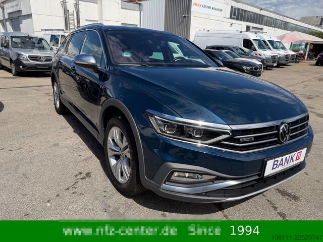 Minibus VW Passat Variant Alltrack 4Motion 2.0 TDI HeadUP