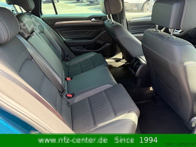 Minibusz VW Passat Variant Alltrack 4Motion 2.0 TDI HeadUP
