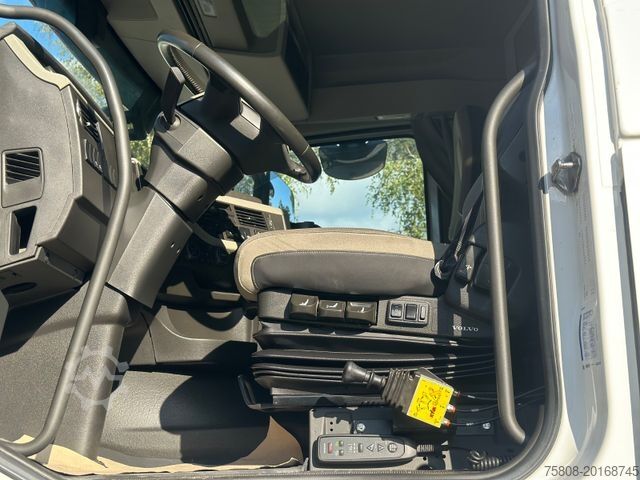 Standardowy ciągnik siodłowy VOLVO FH500 Flachdach Kipphydraulik ACC