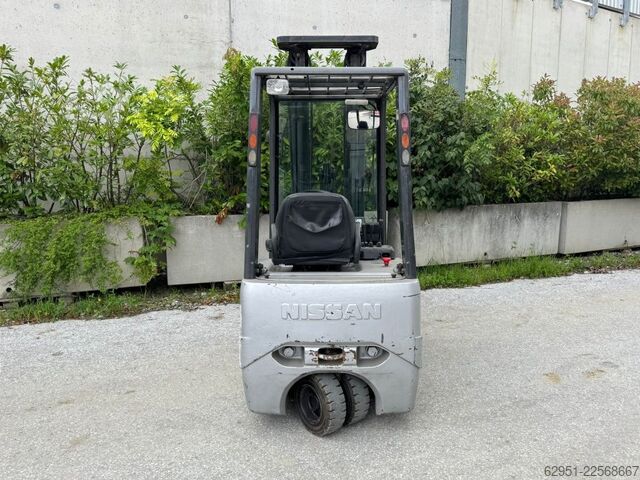 Elektromos háromkerekű targonca Nissan 1N1L18Q