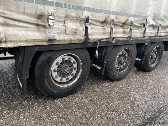 Transporte de volumes Krone Mega Volume / BPW Axles / Discbrakes / German T...