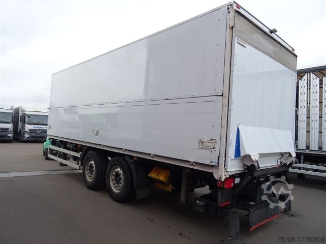 Drankentrailer  7,7 m Böse Tandem Schwenkwand*2to LBW*Alu Felgen