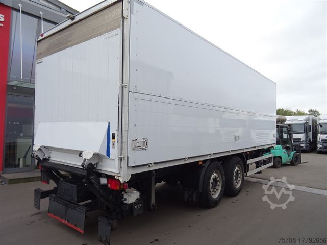 Drankentrailer  7,7 m Böse Tandem Schwenkwand*2to LBW*Alu Felgen