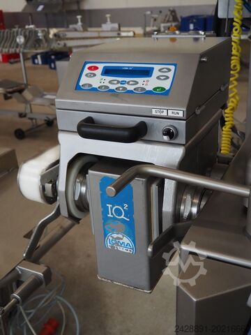 Linea di insacco e porzionatura con linea AL Handtmann, LOMA VF 616, IQ2, AL