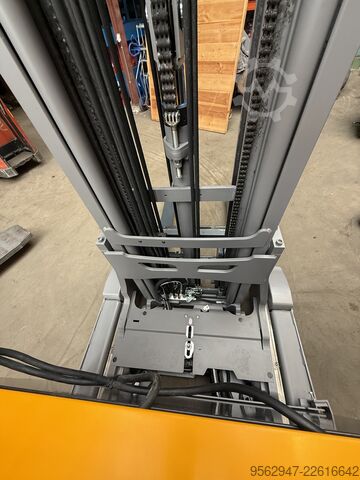 Chariot à mât rétractable Jungheinrich Etv 214