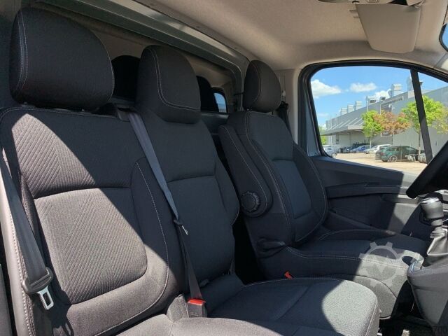 Furgone Renault Trafic L1H2 3,0t Blue dCi 170 Komfort GJR+NAVI