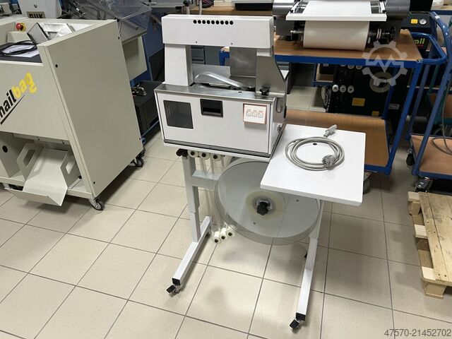 Umreifungsmaschine auf Sockel Com J240/30 Banding Machine on a Base