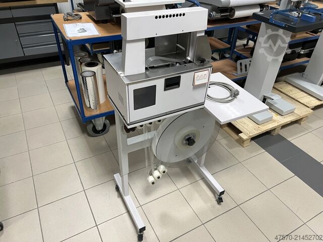Umreifungsmaschine auf Sockel Com J240/30 Banding Machine on a Base