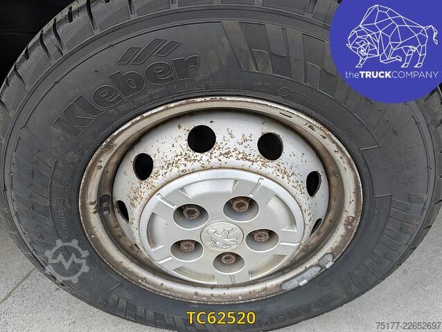 Furgone Peugeot Boxer 3t3 2l blue hdi 110 pack