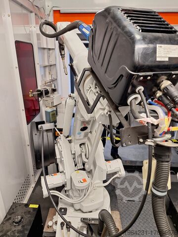 Kabina spawalnicza ABB z robotami ABB FlexArc LX2