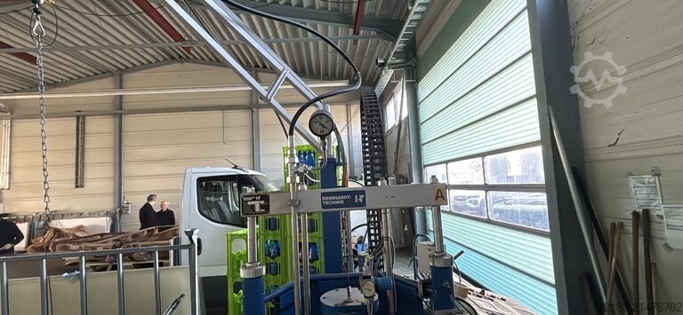 Ragasztó- és adagolórendszer Reinhardt 