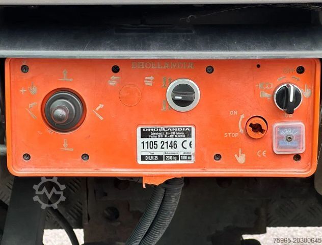 Semiremorcă frigorifică  Gray & Adams and CITY TRAILER CARRIER VECTOR 185