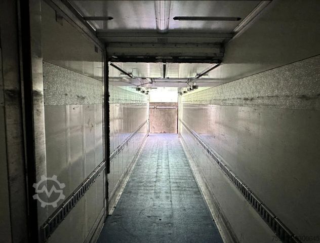 Koeloplegger Gray & Adams and CITY TRAILER CARRIER VECTOR 185