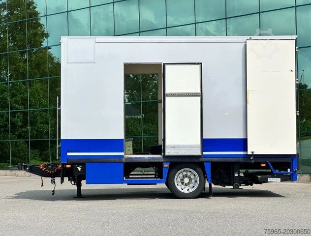 Rimorchio refrigerato FLOOR FLMA-10 CARRIER COOLING 2X SIDE DOOR TAIL LIFT D