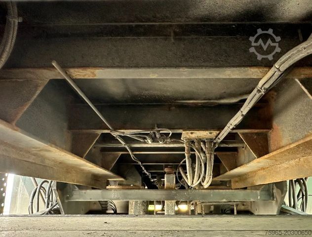 Remolque frigorífico FLOOR FLMA-10 CARRIER COOLING 2X SIDE DOOR TAIL LIFT D