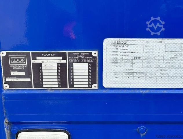 Remolque frigorífico FLOOR FLMA-10 CARRIER COOLING 2X SIDE DOOR TAIL LIFT D