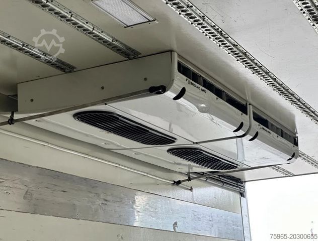 Rimorchio refrigerato  Heiwo H.T.F. HWA 20MZ THERMO KING 3000 KG. TAIL