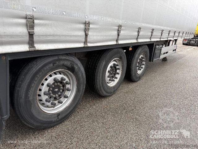 Auflieger mit Pritsche & Plane Schmitz Cargobull Curtainsider Standard