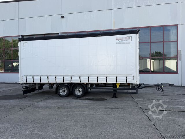 Rimorchio aperto con telone Möslein TPW 105 D  Tandem- Planenanhänger