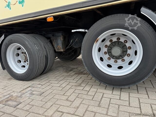 Gesloten bak Burg 2-Axle Flowers/Blumen/Bloemen Heater, Webasto, ...