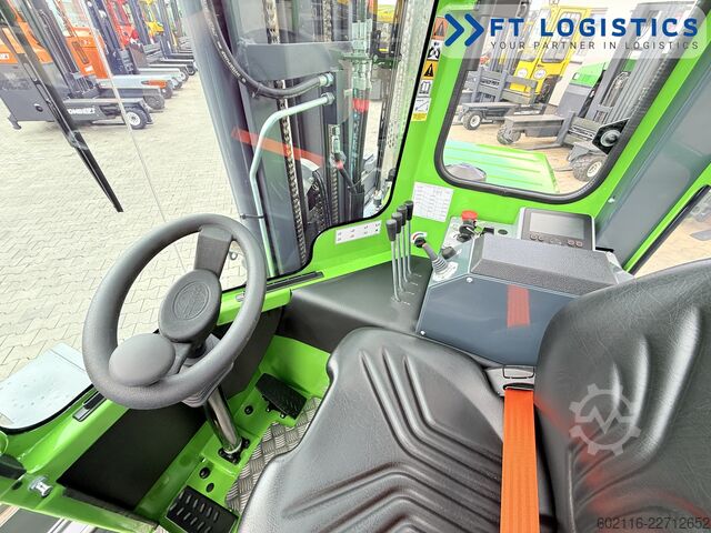 Empilhadeira multidirecional Combilift C3000 DIESEL TRIPLEX 5952 WFP FULL CABIN