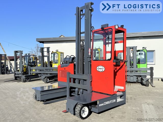 Empilhadeira multidirecional Combilift C3000GST GAS TRIPLEX 8300 FREE LIFT TOP1