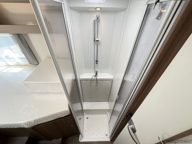 Yarı entegre karavan CARADO pro+ T 447 Hubbett, Combi 6 E