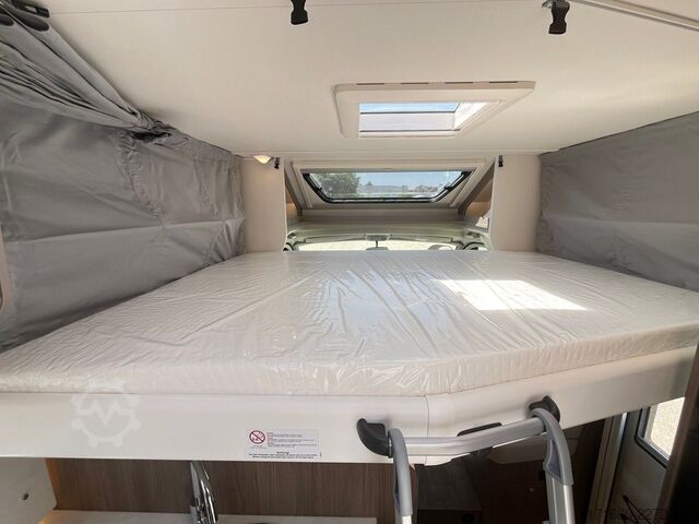 Yarı entegre karavan CARADO pro+ T 447 Hubbett, Combi 6 E