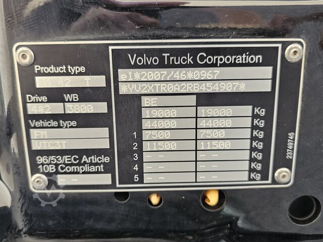 Standaard-SZM Volvo FM 440 / 4x2 + TRAILER + MOFFETT 3000 KG HEFTRU...