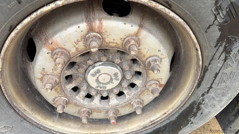  SCHMITZ SPR 27 (SAF AXLES / DISC BRAKES)