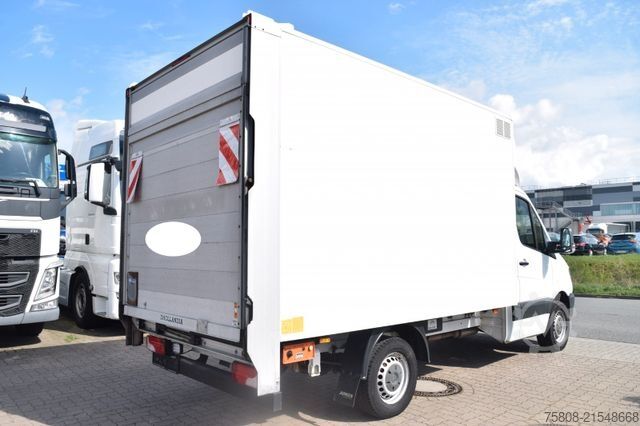 Box van MERCEDES-BENZ Sprinter 316CDI Koffer LBW 750Kg 3Sitzer