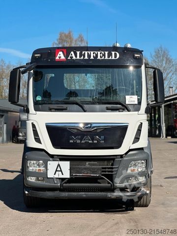 Kippers vrachtauto MAN TGS 26.420 6x2 BL MEILLER AK12 Absetzer