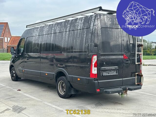 Dobozos furgon Renault Master