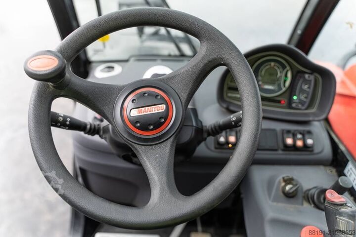 ładowarka teleskopowa Manitou MT 625 H