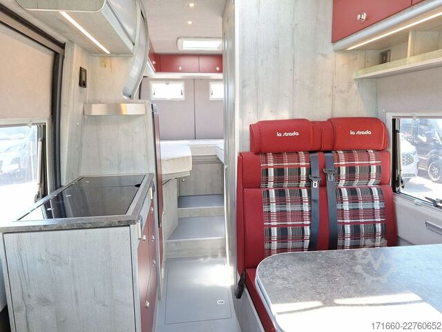 Campervan LA STRADA Avanti EB 640 Navi/ Rückfahrkamera