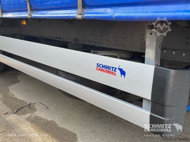 Nyitott ponyvás félpótkocsi Schmitz Cargobull Semitrailer Curtainsider Standard