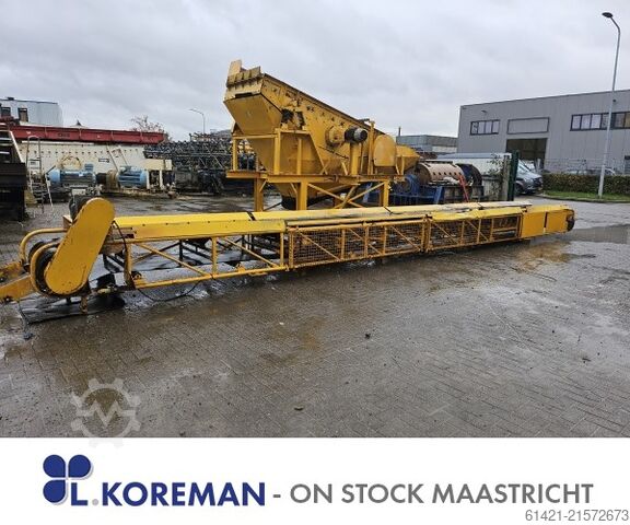 Criba SBM Austria con cinta transportadora de descarga SBM Austria Screening machine with discharge conveyor