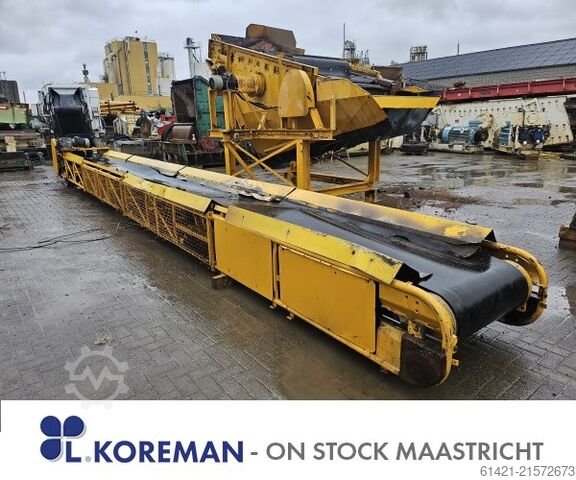 Criba SBM Austria con cinta transportadora de descarga SBM Austria Screening machine with discharge conveyor